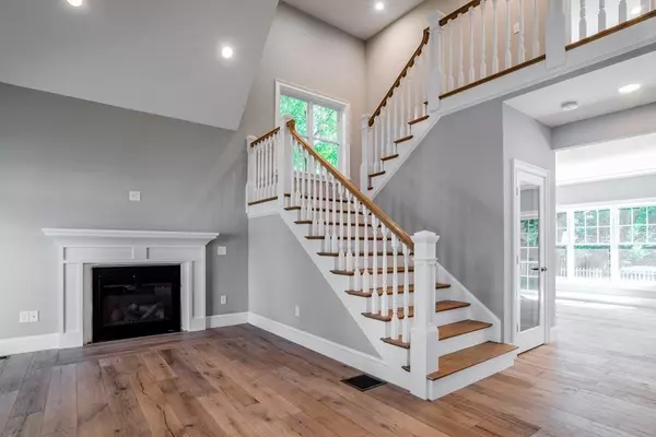 Natick, MA 01760,9 Beverly Road