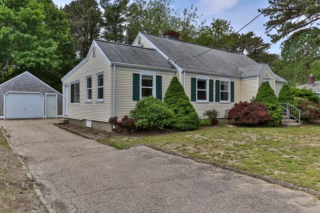 Yarmouth, MA 02673,39 Elton Rd