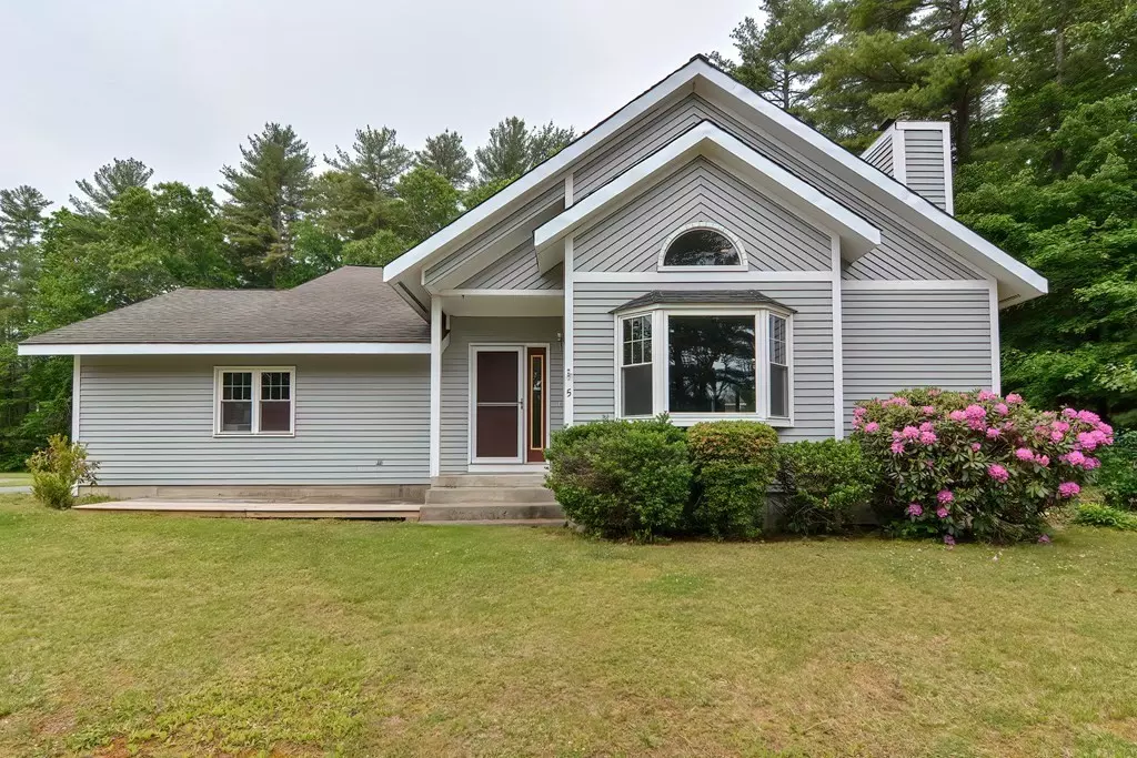 Brookfield, MA 01506,5 Salmon Brook Rd