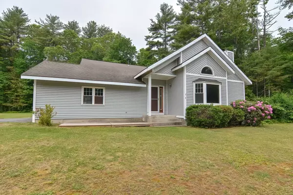 Brookfield, MA 01506,5 Salmon Brook Rd