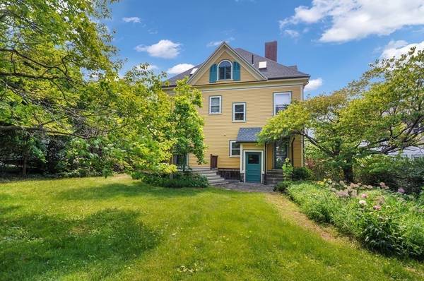 76 Spruce Street,  Watertown,  MA 02472