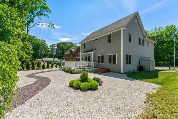 Worcester, MA 01602,2 Soheili Cir