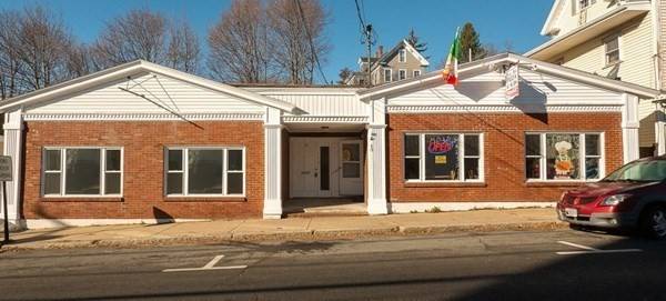 38-40 Market St, Amesbury, MA 01913