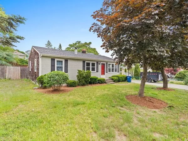 17 Malta Street, Seekonk, MA 02771