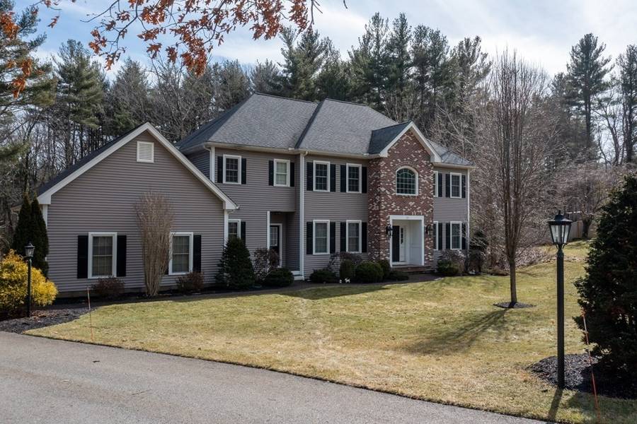 161 Meadow Wood Drive, Holden, MA 01520