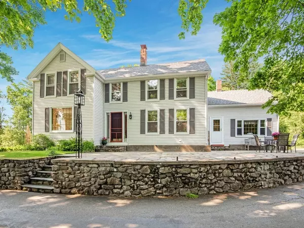 22 Warren Rd, Brimfield, MA 01010