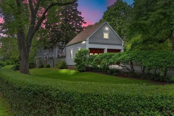 1 Discovery Hill Rd, Sandwich, MA 02537