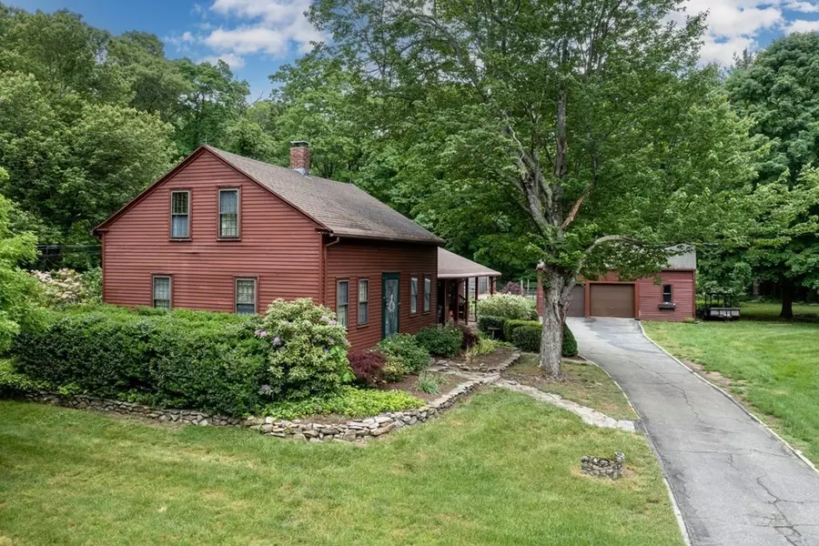 2141 Baptist Hill Rd, Palmer, MA 01069