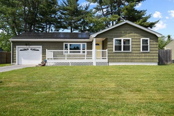 30 Elaine Street, Webster, MA 01570