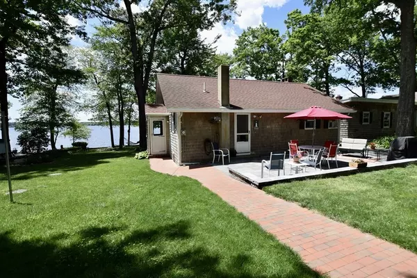 Lakeville, MA 02347,5 Island View