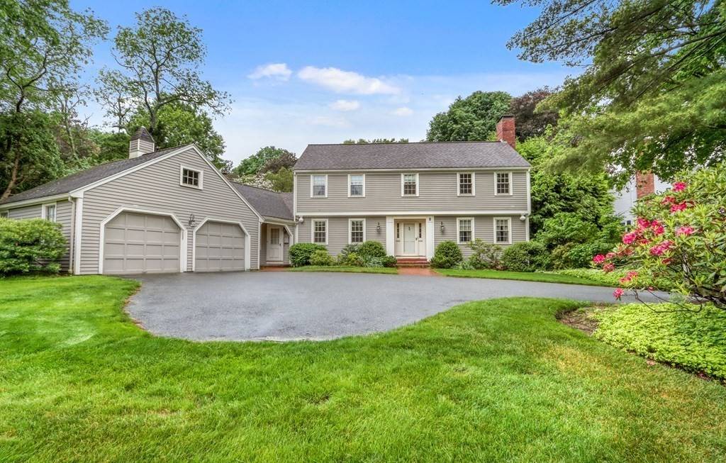 8 Charing Cross, Lynnfield, MA 01940