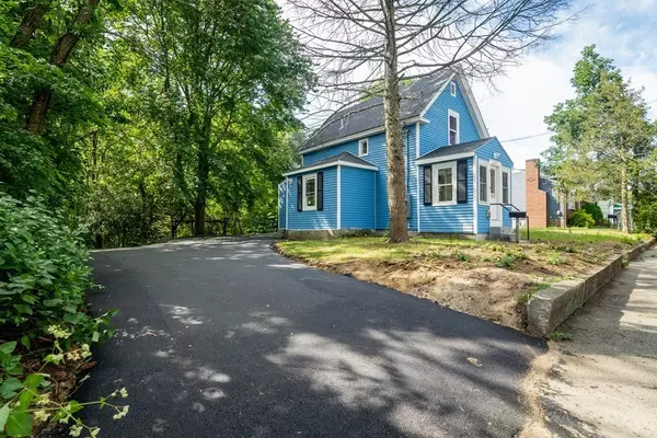 Woburn, MA 01801,1077 Main St