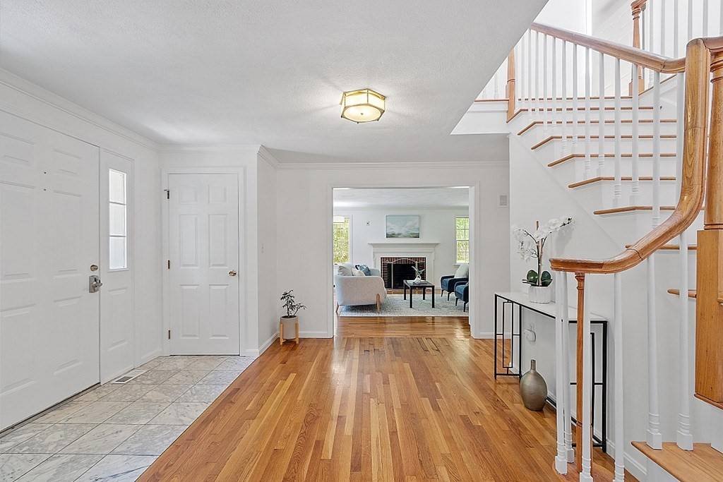 Acton, MA 01720,5 Wingate Ln