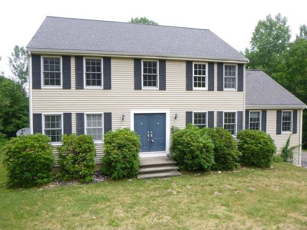 19 Butler Rd, Mendon, MA 01756