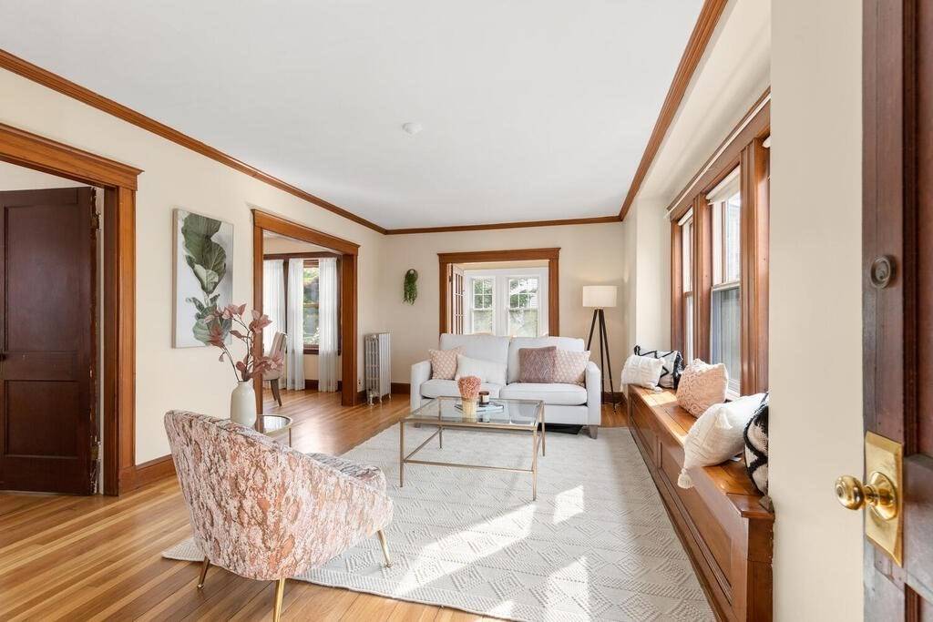 Arlington, MA 02476,22 Moulton Road #1