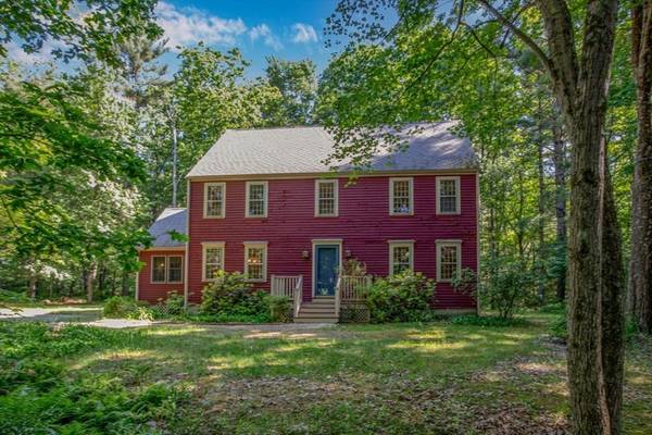 32 Carl Rd, Walpole, MA 02081