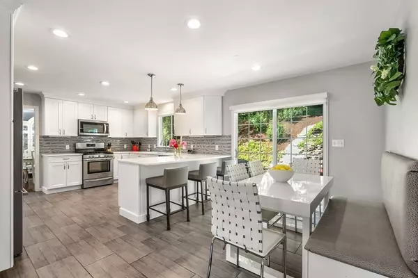 Shrewsbury, MA 01545,32 Trowbridge Ln