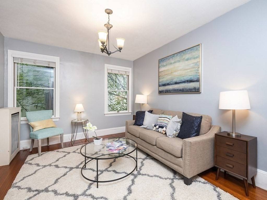Newton, MA 02459,206 Sumner St #1