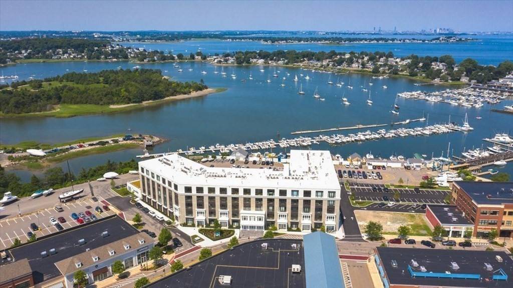 10 Shipyard Dr #207, Hingham, MA 02043