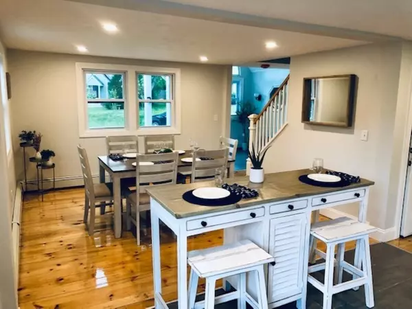 Bourne, MA 02562,25 Hunters Ridge Rd