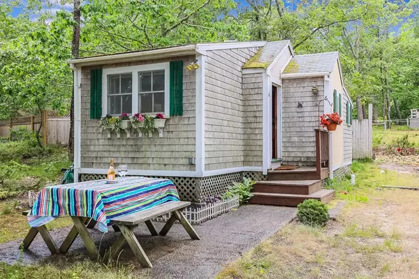 1631 State Highway, Wellfleet, MA 02666