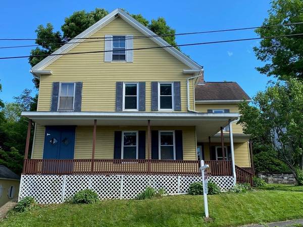 21 Mcdonald St, Spencer, MA 01562