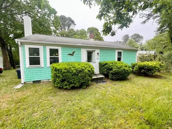 72 Upper County Rd, Dennis, MA 02639