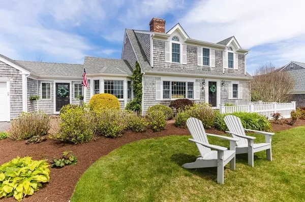 Dennis, MA 02670,12 Thirzas Way