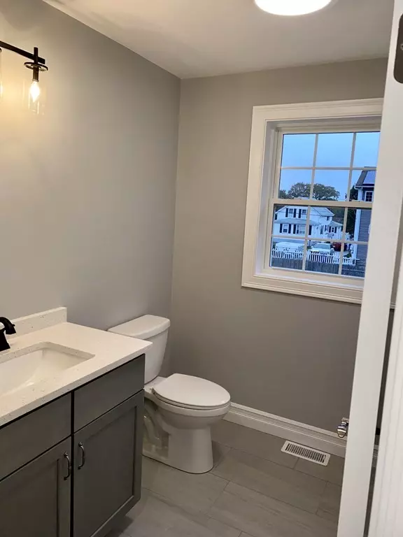 Fall River, MA 02720,85 Essex St