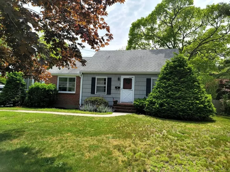 1 Colonial, Bourne, MA 02532