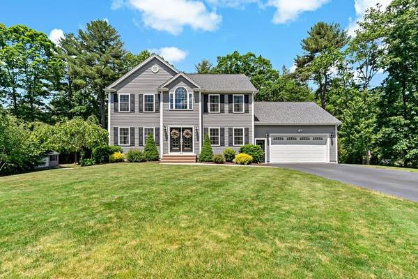 206 Burnside Ave, Seekonk, MA 02771