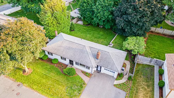 22 Evergreen Rd, Stoneham, MA 02180