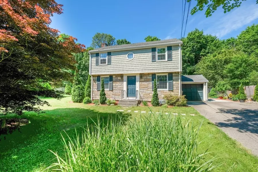 3 Oak Street, Wayland, MA 01778