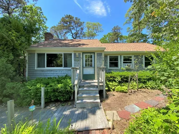 Brewster, MA 02631,80 Prell Cir