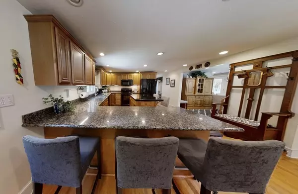 Mattapoisett, MA 02739,3 Pinewood Way