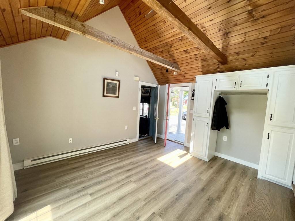 Wrentham, MA 02093,1023 West St