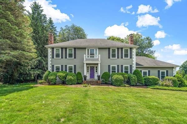 28 Quail Run Rd, North Andover, MA 01845