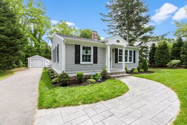 Yarmouth, MA 02675,16 Pine Street