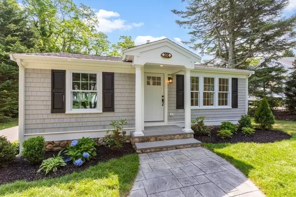 Yarmouth, MA 02675,16 Pine Street