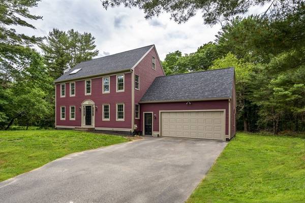 110 Fairway Drive, Halifax, MA 02338