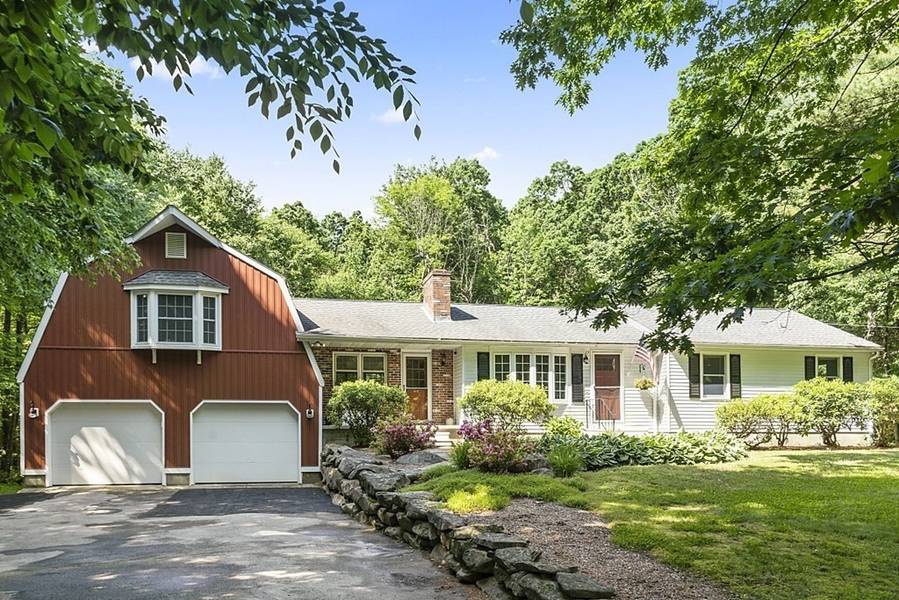 16 Sharon Dr, Princeton, MA 01541