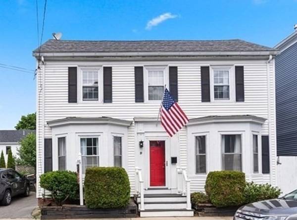 19 Purchase St, Newburyport, MA 01950