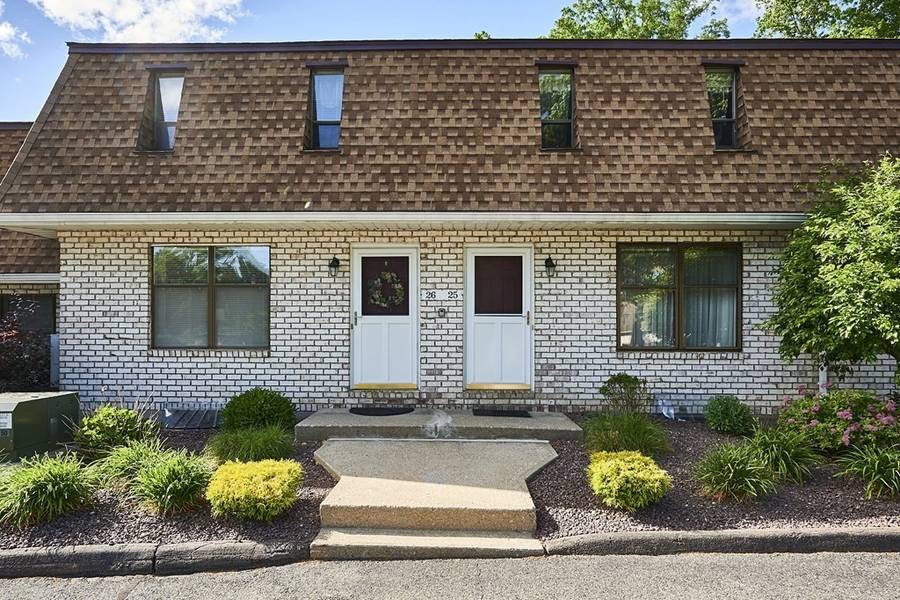 25 Granby Hts #25, Granby, MA 01033