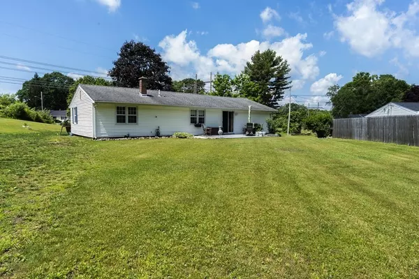 Swansea, MA 02777,409 Mount Fair Cir