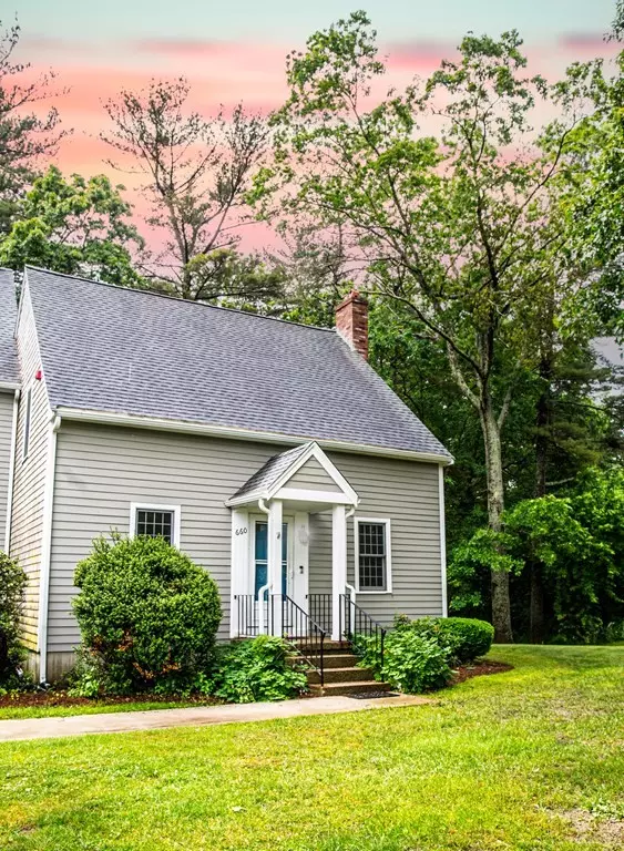 660 Twin Lakes Dr. #660, Halifax, MA 02338