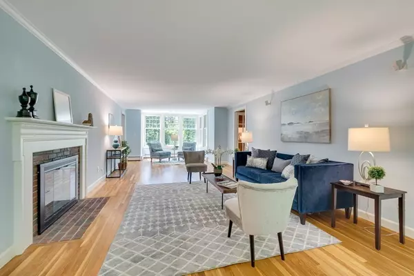 Lincoln, MA 01773,7 Todd Pond Road