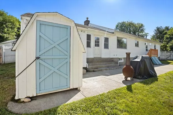 Abington, MA 02351,4 E Battery St