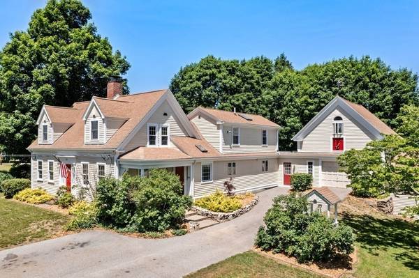 24 Winter St, Hanover, MA 02339