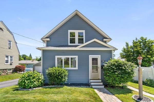 102 Beverly Rd, Worcester, MA 01605