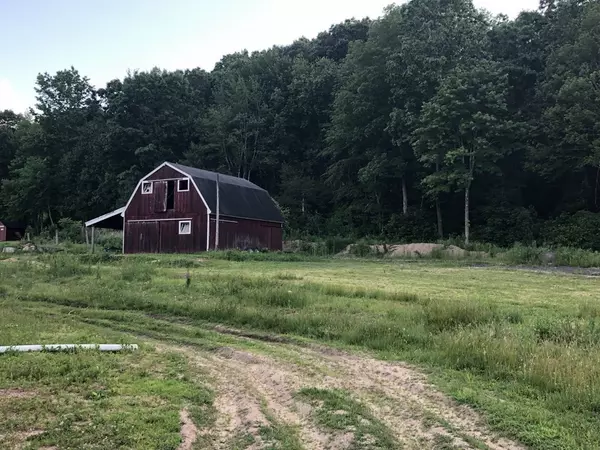 Southwick, MA 01077,97 College Hwy